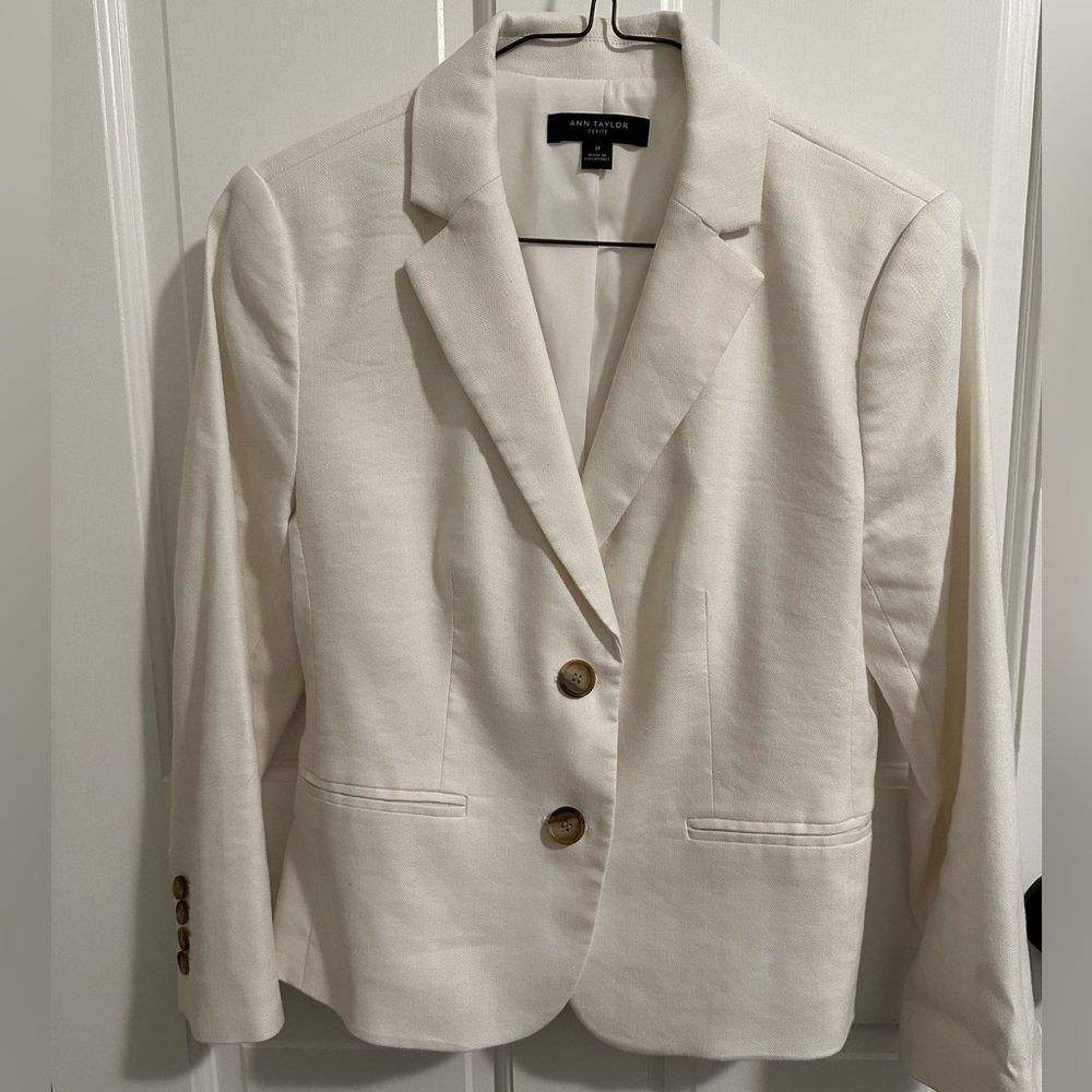 Ann Taylor linen blazer